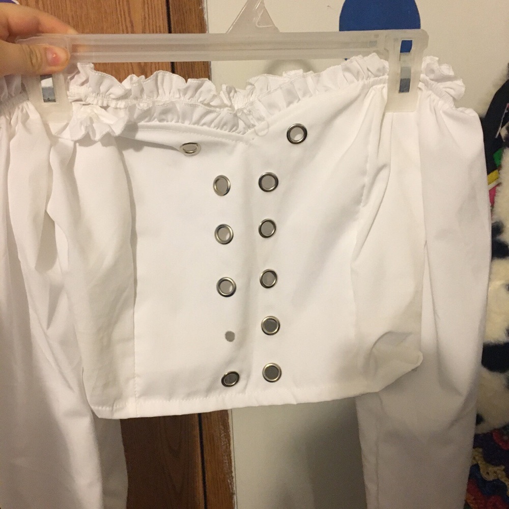 crop top